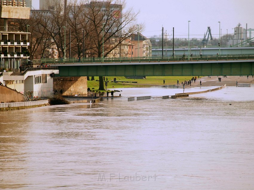 Hochwasser Koeln 2011 Tag 2 P245.JPG